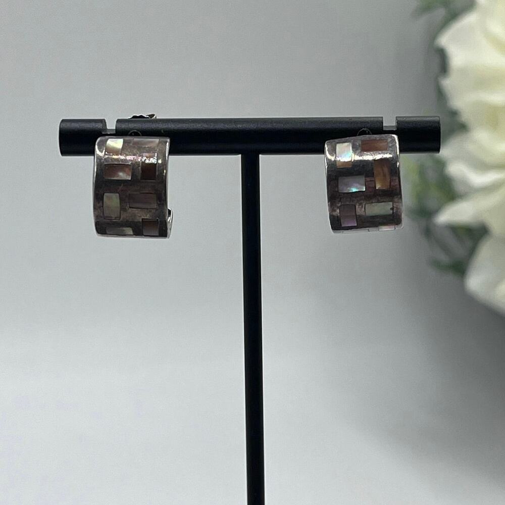 Vintage Sterling Silver 925 Inlaid Mother of Pearl Half Hoop Huggie Earrings